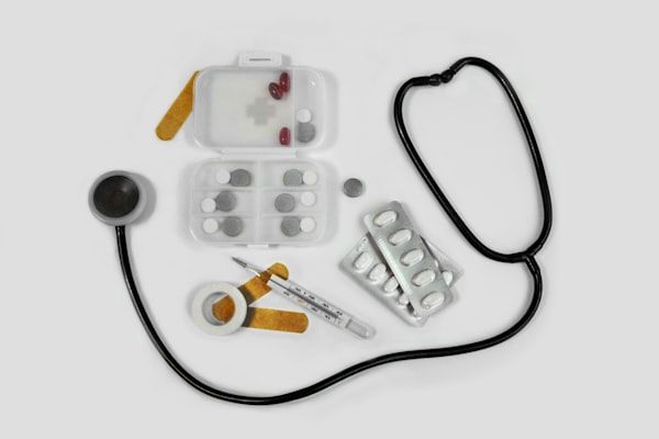Alat Kesehatan / First Aid